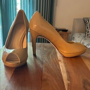Elegant Tan Peep-Toe Heels